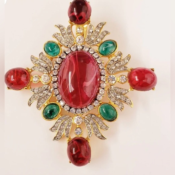 Gold Crystal Ruby- Emerald with Ruby Center Flaw Stones Cluster Pin New